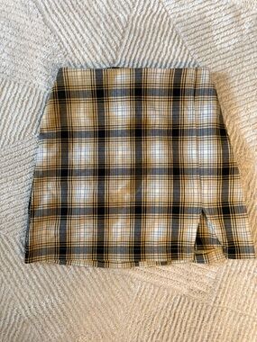 Urban Outfitters Plaid Mini Skirt in Black, Cream, Yellow